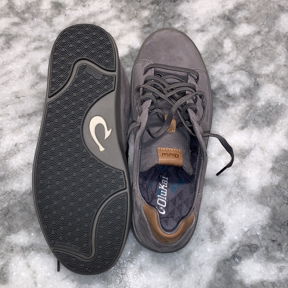 NEW Olukai LAE’AHI LI KALA leather (suede) sneakers size 9 gray